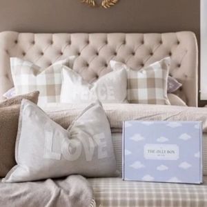 Pom pom at home Peace/love shams